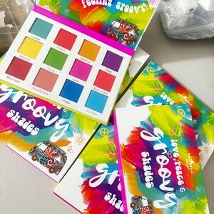 Eyeshadow Palette 6 by $35